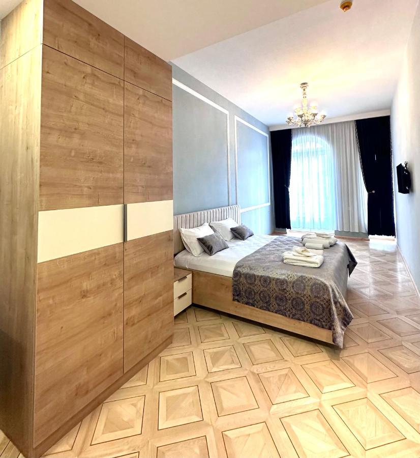 Hotel Embassy Тбілісі Екстер'єр фото