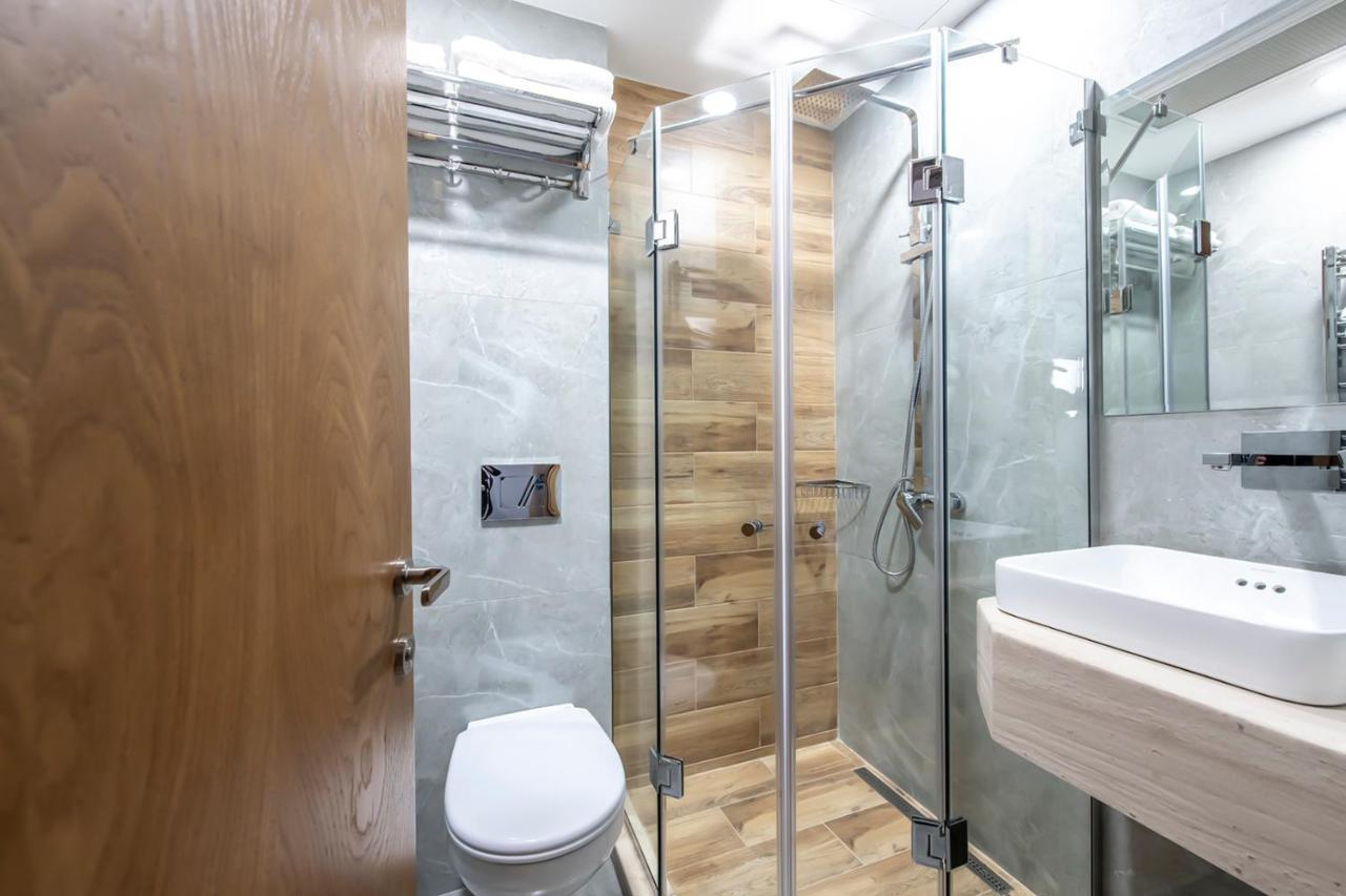 Hotel Embassy Тбілісі Екстер'єр фото